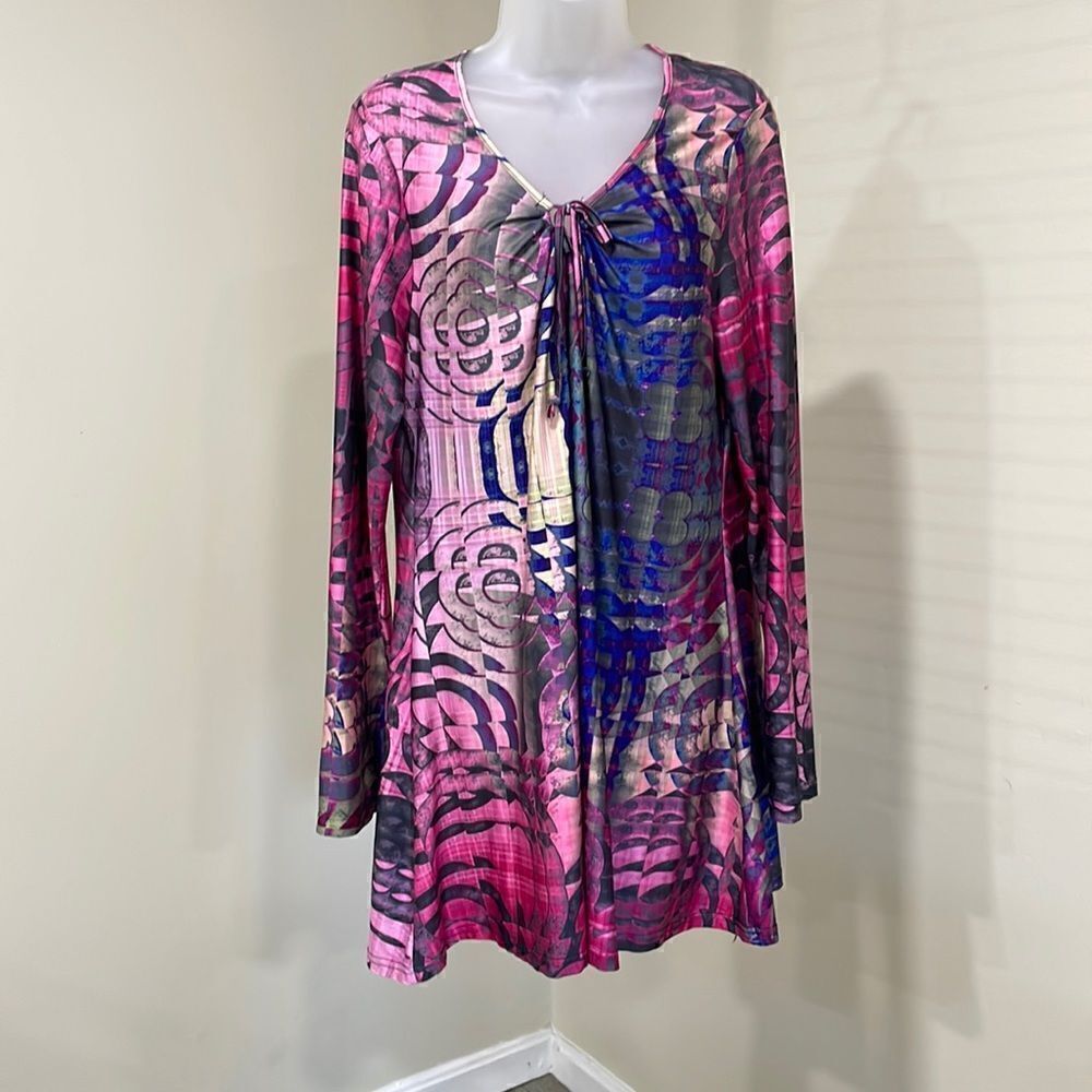 NWOT Lily by Firmiana Stretchy Abstract Dress.  Size 1X 18/20 plus